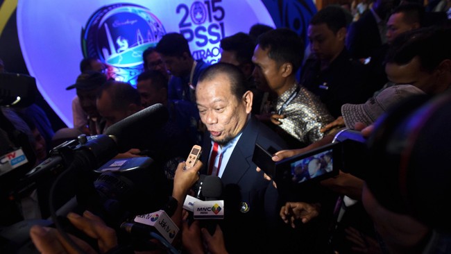 Kejaksaan Tinggi Jawa Timur membantah perkara yang menyeret La Nyalla sebagai nebis in idem atau perkara yang sudah diputus tidak dapat diusut kembali.