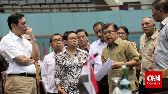 Wakil Presiden Jusuf Kalla mengatakan pemerintah akan membuka peluang impor beras jika stok tidak mampu penuhi kebutuhan saat ramadan. 