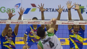 Kemenangan Telak JPE Tutup Hari Pertama Final Four Pro Liga