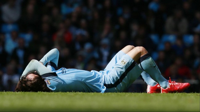 Pemain gelandang Manchester City, David Silva, dikabarkan dalam keadaan lebih baik dan terbebas dari dugaan adanya patah tulang di bagian pipi.