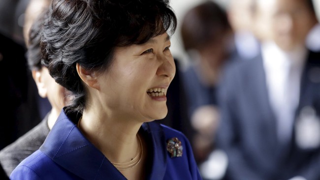 Presiden Korsel Park Geun-hye meminta para pemimpin APEC berpikir inovatif di tengah kejatuhan harga komoditas dunia.