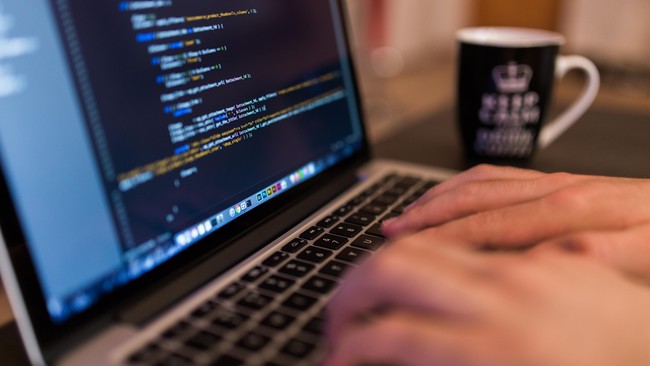 Berdasarkan data peta tersebut, kebutuhan SDM TI belum terpenuhi hampir di semua lini kategori.