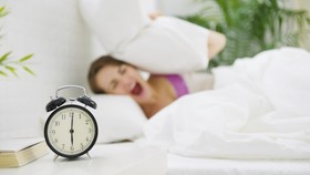 Tekan Tombol 'Snooze' Bisa Pengaruhi Mood Sepanjang Hari