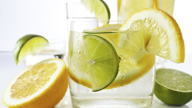 Minuman Yang Lebih Efektif Untuk Diet Dibanding Air Lemon