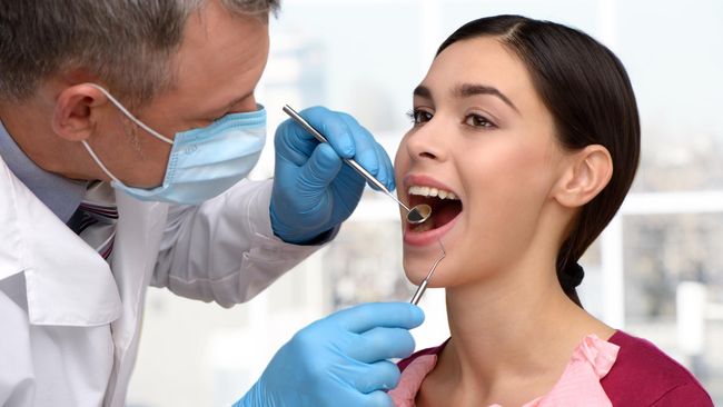 Menjelang bulan puasa, cukupkah hanya check up kesehatan tubuh saja? Kesehatan gigi juga perlu diperiksa sebelum memasuki bulan puasa.