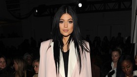 Kylie Jenner Namai Kelincinya 'Bruce'