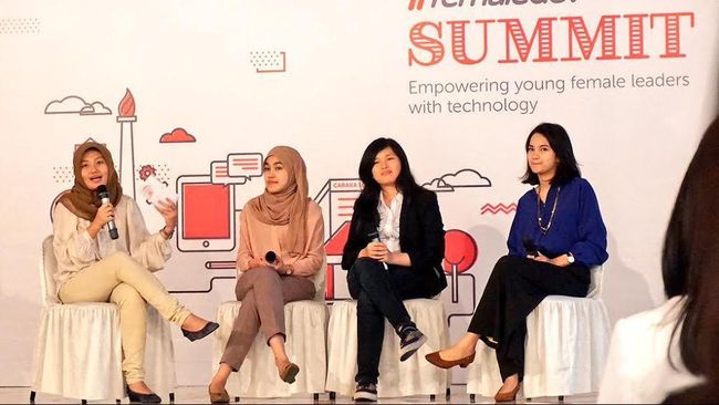 Kesepuluh wanita tersebut memiliki berbagai profesi dengan posisi yang dianggap sukses mengombinasikan kekuatan perempuan dengan teknologi dan karier.