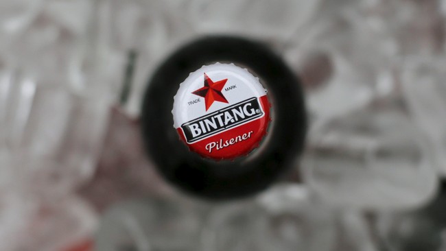 Multi Bintang menunggu kejelasan RUU terkait larangan produksi, distribusi, dan konsumsi minuman dengan kandungan alkohol 1 persen sampai 55 persen.