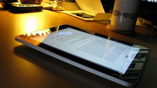 Peraturan baru di Jerman mengharuskan bahwa buku elektronik atau eBook hanya dapat dibeli pada malam hari, yaitu mulai pukul 10 malam hingga 6 pagi.