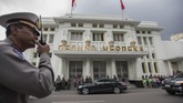 Persiapan Peringatan 60 Tahun KAA di Bandung Kota Bandung bersiap menjadi tuan rumah peringatan 60 tahun Konferensi Asia Afrika dan menggelar simulasi pengamanan tamu-tamu negara yang akan hadir.