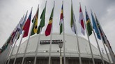 Persiapan Peringatan 60 Tahun KAA di Bandung Kota Bandung bersiap menjadi tuan rumah peringatan 60 tahun Konferensi Asia Afrika dan menggelar simulasi pengamanan tamu-tamu negara yang akan hadir.