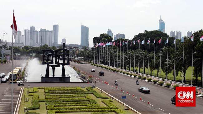Rencana pembangunan alun-alun demokrasi DPR merupakan langkah yang pertama dari tujuh langkah.