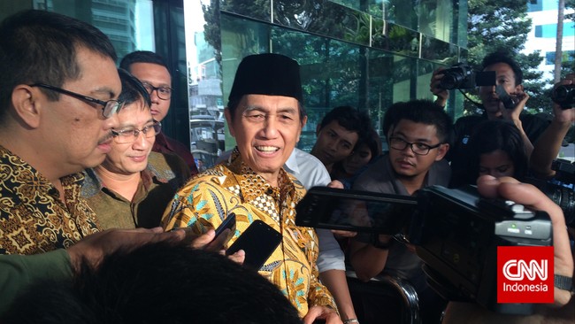 Eks Dirjen Pajak Hadi Poernomo mendesak Prabowo Subianto membatalkan rencana kenaikan PPN jadi 12 persen demi melindungi masyarakat kecil.