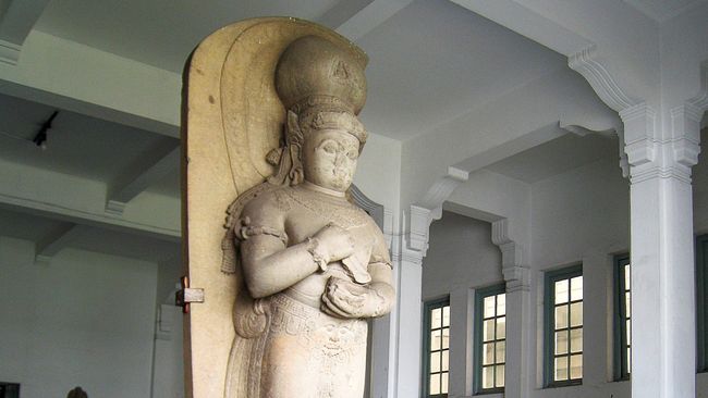 Patung Bhairawa yang menjadi salah satu daya pikat museum nasional, ditemukan tahun 1935 dan dipindahkan ke Jakarta tahun 1937.
