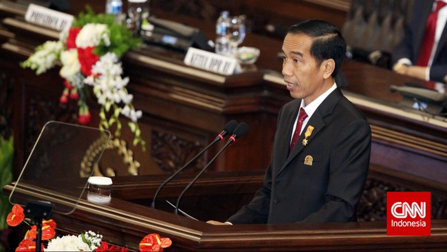 Presiden Jokowi akan acungkan dua jempol kepada anggota DPR jika berhasil tuntaskan pembahasan omnibus law RUU Cipta Lapangan Kerja dalam 100 kari kerja.