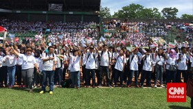 Penghitungan Rekor Angklung Terhambat, Kang Emil Turun Tangan