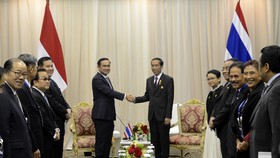 Indonesia dan Thailand Jajaki Kerjasama Ekonomi di Sela KAA