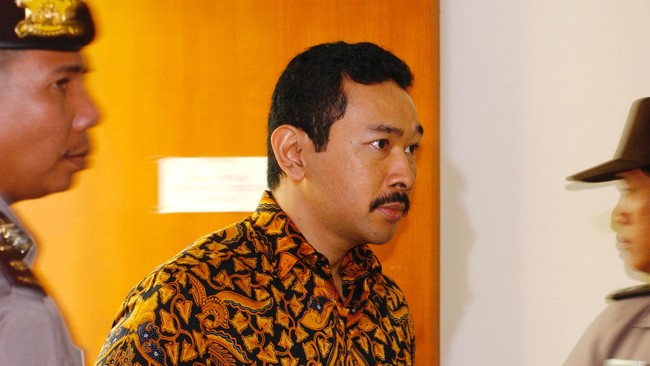 Tommy Soeharto sangat aktif dalam kepengurusan Golkar sehingga sejumlah pengalaman organisasi dimiliki pria yang juga pengusaha tersebut.