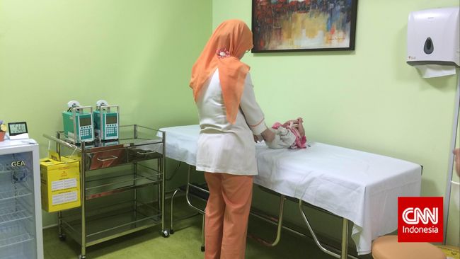 Rumah Sakit Cipto Mangun Kusumo (RSCM) Kiara, meresmikan Klinik Paediatric Outpatient Parenteral Antibiotic Therapy (P-OPAT) pada Kamis (23/4).