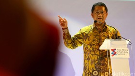 Rekam Janji Setahun Menkominfo Rudiantara