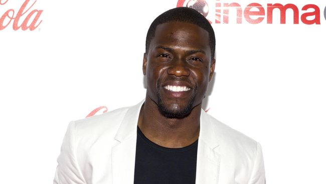 Kevin Hart buka suara terkait protes yang ia terima terkait keputusan Oscar 2019 memilihnya menjadi pemandu acara penghargaan film tertinggi dunia tersebut.