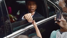 3 Kasus Kerumunan di Acara Jokowi, Berulang Meski Diingatkan