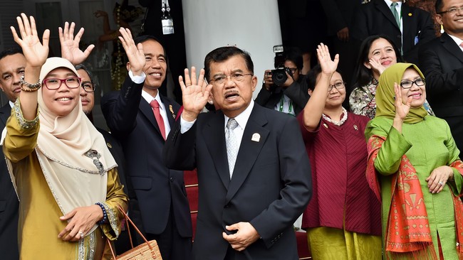 Menurut JK, korupsi telah menyasar dan berdampak pada seluruh elemen. Perempuan, salah satu yang terkena dampak terparah korupsi.