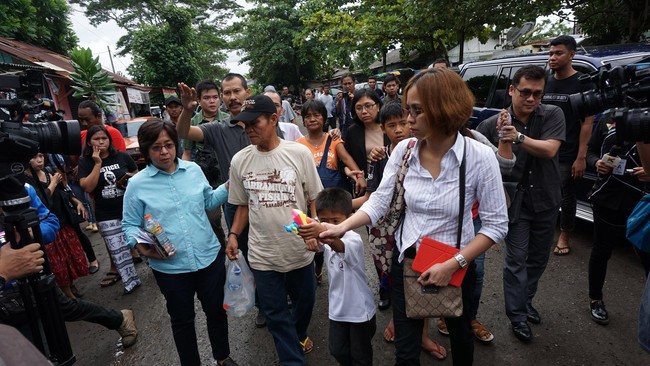 Konfirmasi mengenai waktu eksekusi terhadap sepuluh terpidana mati kasus narkoba datang dari para pengacara mereka.
