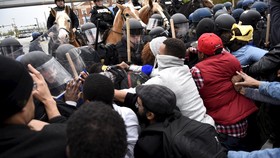 Bentrokan Terjadi dalam Unjuk Rasa di Baltimore, AS