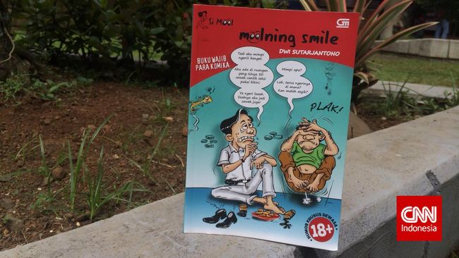 Dwi Sutarjantono merilis buku terbaru, Moelning Smile, berisi kumpulan lelucon yang dibuat berdasarkan imajinasi sang jurnalis.