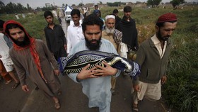 Badai Aneh Tewaskan 45 Orang di Pakistan