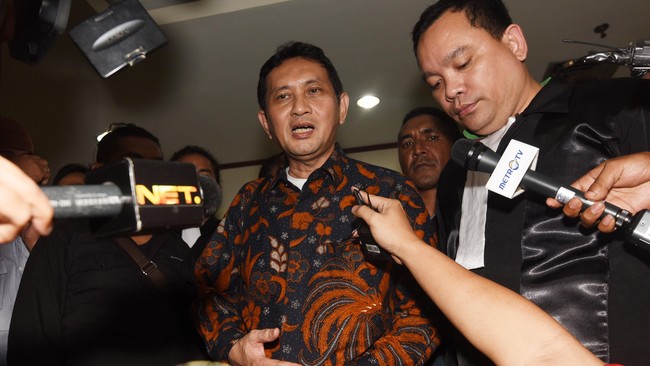 Kesaksian Ketua Tim Pelelangan Jasa Konsultan Pengawas Proyek Pengadaan TransJakarta 2012, Theodore Sianturi, memberatkan posisi Udar. 
