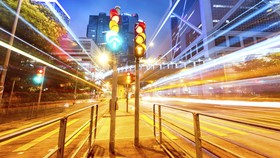 Rayakan Hari Perempuan, Melbourne Hadirkan Lampu Merah Unik