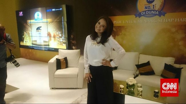 Banyak penyanyi muda bermunculan, tapi Rossa tak gentar. Ia belum berencana "pensiun" melantunkan tembang-tembang unggulannya.