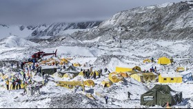 Aparat Nepal Temukan 53 Jasad Pendaki Gunung