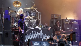 Konser Marilyn Manson dan Motorhead di Paris pun Dibatalkan
