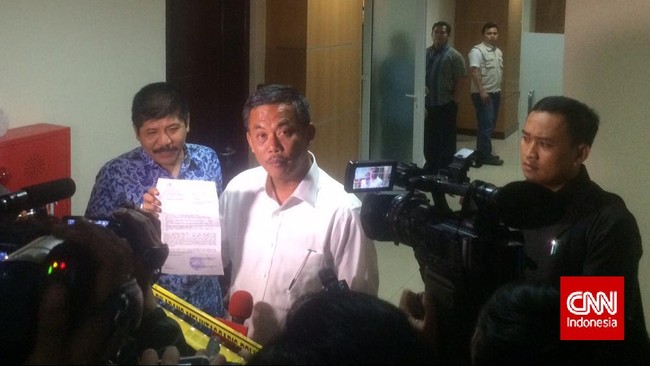 Penggeledahan kantor Ketua DPRD DKI Prasetio Edi untuk mencari dokumen yang berkaitan dengan kasus korupsi pengadaan Uninterruptible Power Supply (UPS).