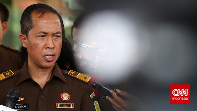 Kejaksaan Agung menegaskan tersangka tidak punya hak untuk minta disidik instansi tertentu.