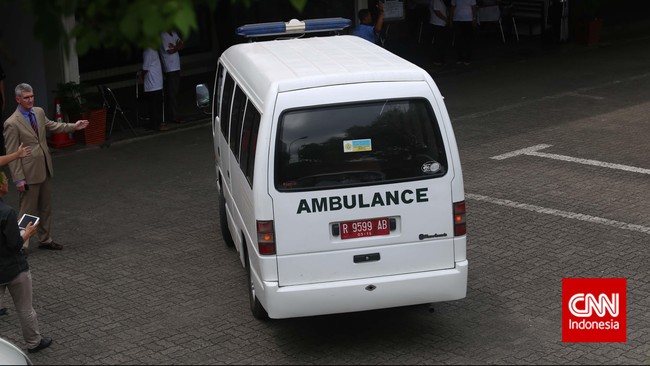 Penelitian mendapati tingkat pemakaian ambulans setelah adanya Uber turun setidaknya 7 persen.