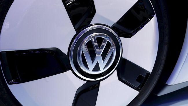 Hacker Mampu Meretas Airbag Mobil VW Sistem dalam mobil ini berhasil diretas sekelompok hacker. Apakah ini akan berdampak buruk?