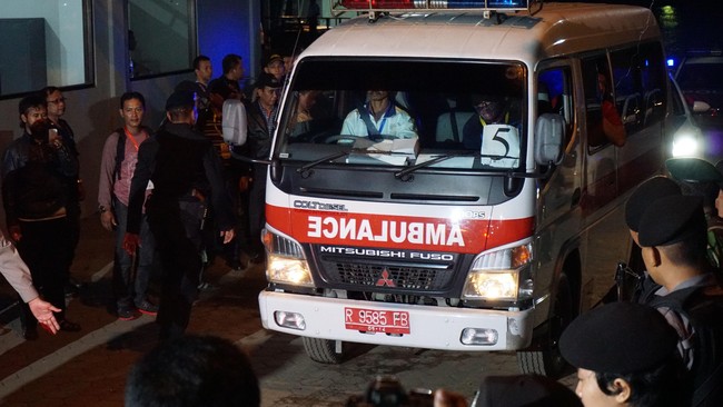Perintah cepat untuk menguburkan menurut MUI bukan dilakukan dengan iring-iringan jenazah, terlebih jika ada tindakan anarkis dan ugal-ugalan di jalan.