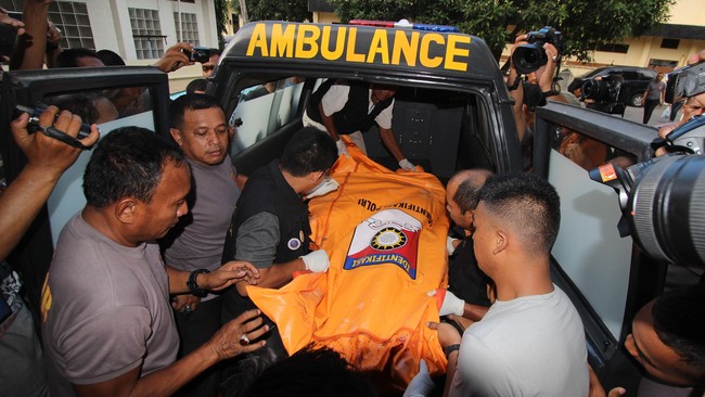 Polda Metro Jaya menemukan pesan permintaan maaf di ponsel polisi yang tewas di Depok. Pesan itu dikirim ke rekan kerjanya di kepolisian.