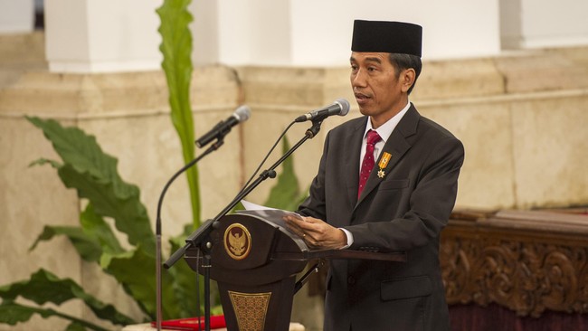 Jokowi mengaku akan menjalankan program tersebut secara hati-hati mengingat besarnya dana yang harus dikeluarkan pemerintah pusat.