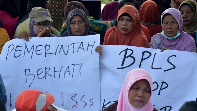 Bupati Sidoarjo Saiful Illah mengaku ingin sekali ganti rugi korban Lumpur Lapindo kelar agar dia bisa mengurusi soal lain di wilayahnya.