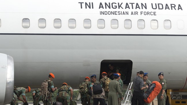 TNI AU mempertanyakan balik komitmen maskapai melaksanakan kesepakatan yang telah dibuat bersama dengan otoritas Lanud Halim Perdanakusuma, termasuk soal iuran.