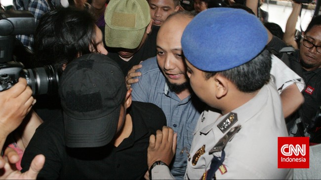Novel Baswedan menilai penangkapan dan penahanan dirinya merupakan ‎proses kriminalisasi dan tidak dalam proses penyidikan yang baik.