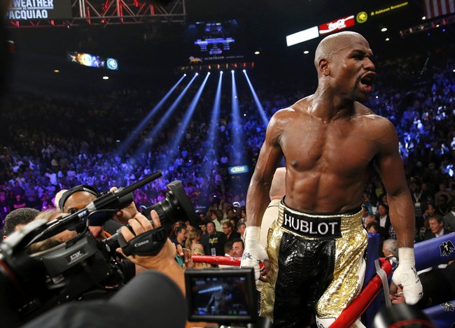 Floyd Mayweather Jr. Sang Tak Terkalahkan