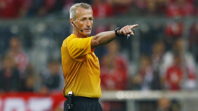 Martin Atkinson sudah enam kali menjadi wasit di pentas Liga Champions musim ini, termasuk pertandingan yang dimainkan Juventus dan Madrid.