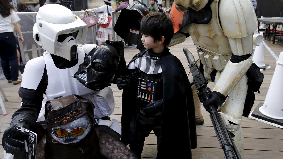 Ramai-ramai Rayakan Star Wars Day