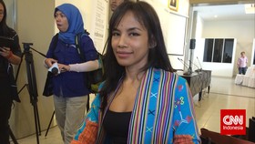 Tiga Kitab Wajib di Balik Goresan Pena Ayu Utami